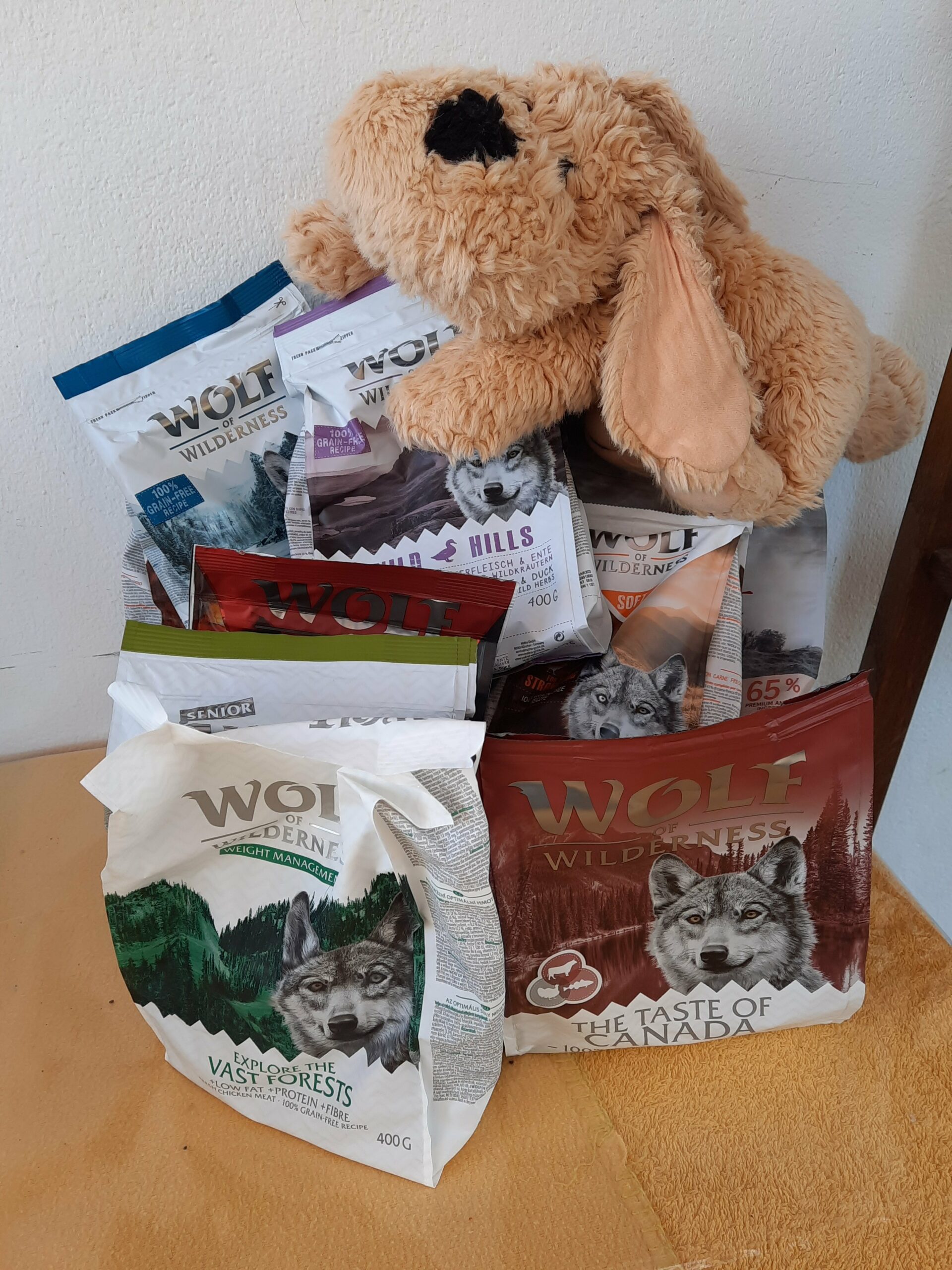 Futter für die Wölfe! Vielen Dank, liebe Ina!!!